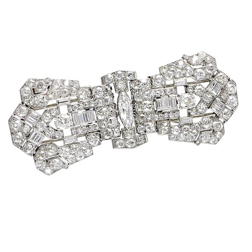 Art Deco diamond double clip brooch in the form of a stylised bow, c.1925,